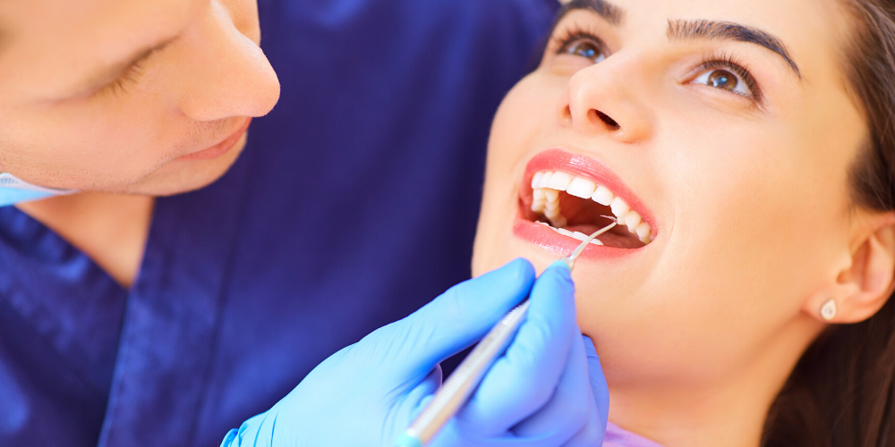 Smile with Dental Implants